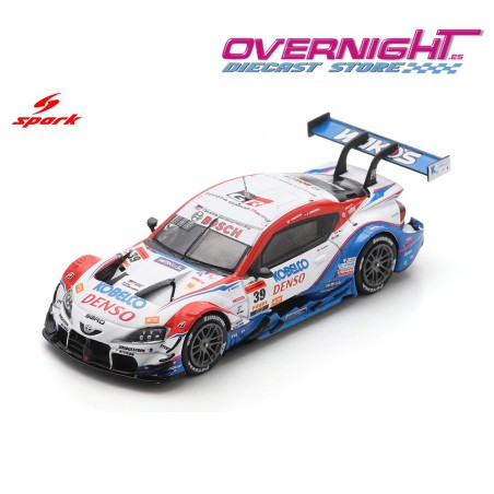 Spark DENSO KOBELCO SARD GR Supra TGR TEAM SARD n39 GT500 SUPER GT 2025 Y. Sekiguchi - S. Fenestraz Escala 1/64 64SGT25039