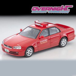 Tomica Limited Vintage Nissan Skyline 4 Door Sports Sedan GT Fire command (Chichibu Fire Department) - Escala 1/64 TLV-N363a