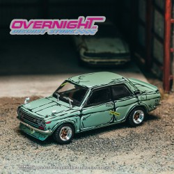 Tarmac Works Datsun 510 Bluebird Wagon SSS 1973 - Escala 1/64 T64-052-FO
