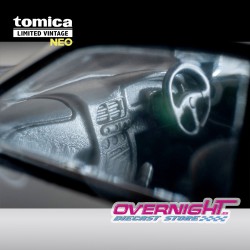 Tomica Limited Vintage NEO Nismo 400R White Escala 1/64 LV-N305d