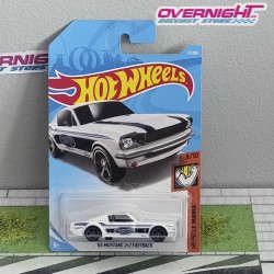 Hot Wheels 65 Mustang 2+2 Fastback – tarjeta larga FYD08-D7C3