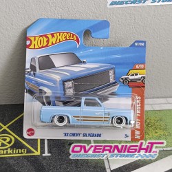 Hot Wheels 83 Chevy Silverado 2025 HYY91-N521