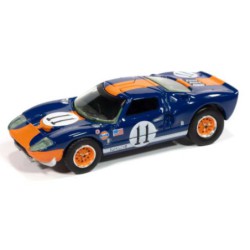 Auto World 1965 Ford GT40 Gulf - Escala 1/64 - AWSP182B