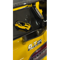 Tarmac Works Mercedes-Benz AMG GT Black Series amarillo - Escala 1/64 - TC-T64G-042-SHMEE