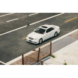 Tarmac Works Mercedes-Benz S-Class Wald Blanco Alabastro - Escala 1/64 - TC-T64G-072-WH