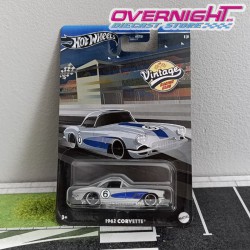 Hot Wheels Silver 1962 Corvette Vintage Racing HRV06-LA11