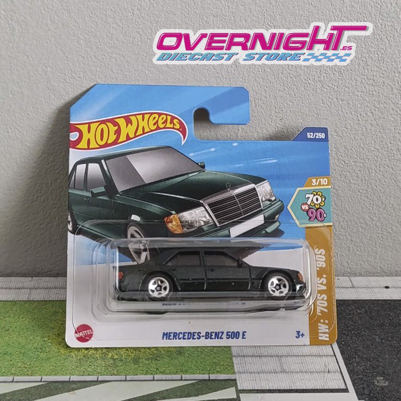 Hot Wheels Mercedes-Benz 500 E – verde HYX02-N521
