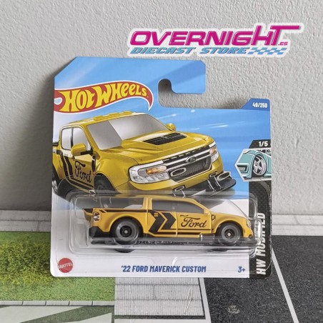 Hot Wheels 22 Ford Maverick Custom HYX00-N521