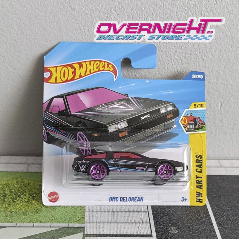 Hot Wheels DMC Delorean HYW88-N521