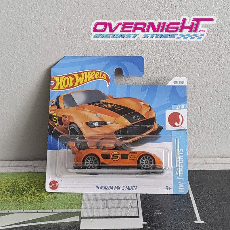 Hot Wheels 15 Mazda Mx-5 Miata – naranja HTD22-N521