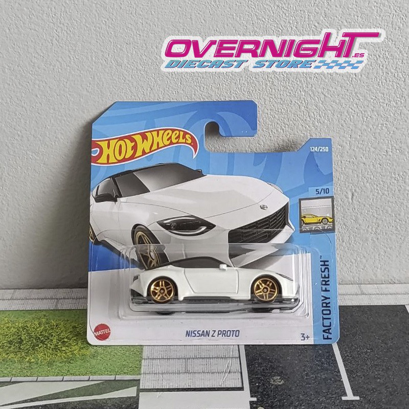 Hot Wheels Nissan Z Proto – blanco HCX34-M521