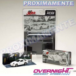 RESERVA Hobby Japan Mazda Rx-7 (Fd3s) Redsuns - Initial D - Ryosuke Takahashi Escala 1/64 HJDMD003A