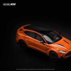 Pop Race Aston Martin Dbx 707 Cosmos Orange Escala 1/64 PR640148