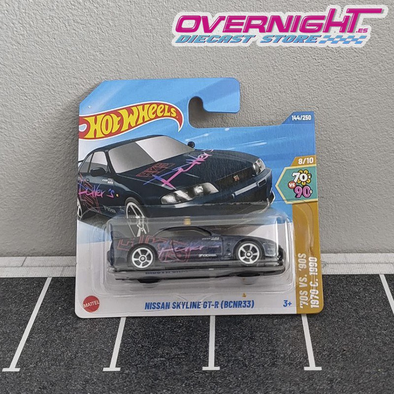 Hot Wheels Nissan Skyline GT-R (BCNR33) 70S VS 90S HYY04-N522