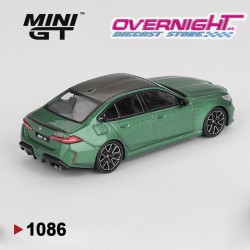 Mini GT BMW M5 (G90) Isle of Man Green Metallic Escala 1/64 MGT01086-L