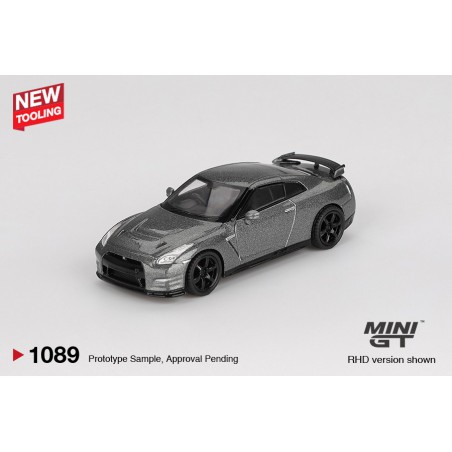 Mini GT Nissan GTR (R35) CRS Version Dark Metal Gray 2013 MGT01089-R