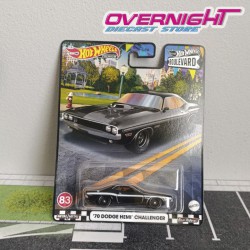 Hot Wheels premium 70 Dodge Hemi Challenger - Boulevard