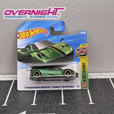 Hot Wheels 17 Pagani Huayra Roadster Exoticars JJH99-N521