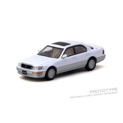 - PREORDER - Tarmac Works Lexus Ls400 (Ucf10) Pearlwhite 2001 escala 1/64 T64G-082-WH