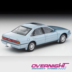 Tomica Limited Vintage 1988 Nissan Cefiro Sports Cruising Bluish Silver Escala 1/64 TLV-N335a