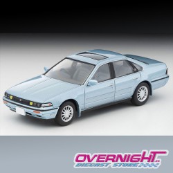 Tomica Limited Vintage 1988 Nissan Cefiro Sports Cruising Bluish Silver Escala 1/64 TLV-N335a
