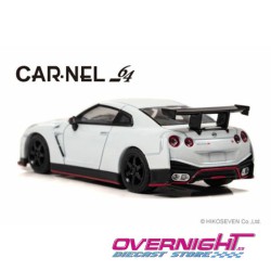 Carnel Nissan GT-R Nismo N Attack Package R35 Pearl White Escala 1/64 CN640017