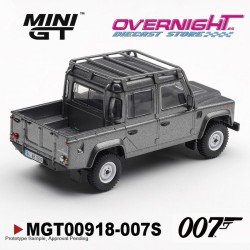 - PREORDER - Land Rover Defender 110 Crew cab Skyfall 2012 Blister Español - Escala 1/64 - MGT00918-007S