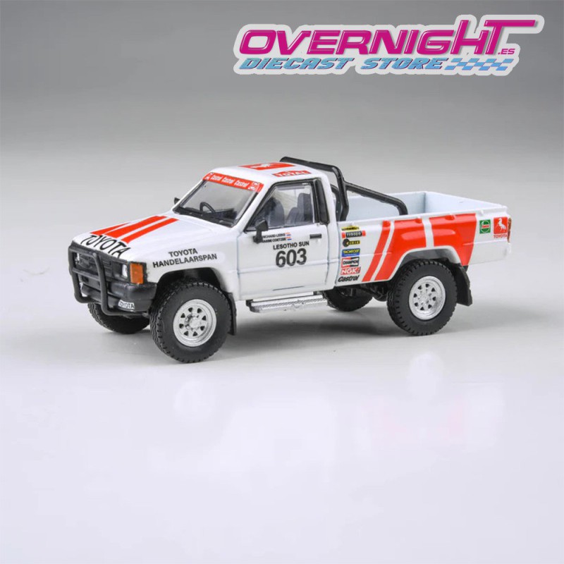 Para64 Toyota Hilux 1993 Roof of Africa Toyota Dealer Team Escala 1/64 PA-65529