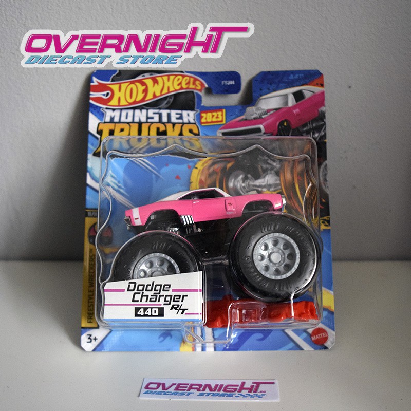 Hot Wheels Monster Truck Dodge Charger Rosa