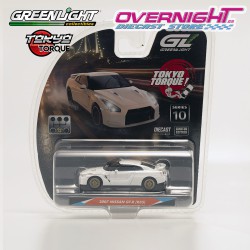 - PREORDER - Greenlight Nissan GTR R35 Pearl White With Customs Wheels 2024 - Serie 10 Tokyo Torque - Escala 1/64 235110-D
