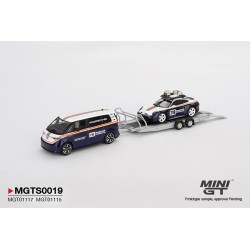 Mini GT Set Porsche 911 Dakar N718 + Volkswagen Id. Buzz Porsche Centrum Roughroads 2025 Escala 1/64 MGTS0019